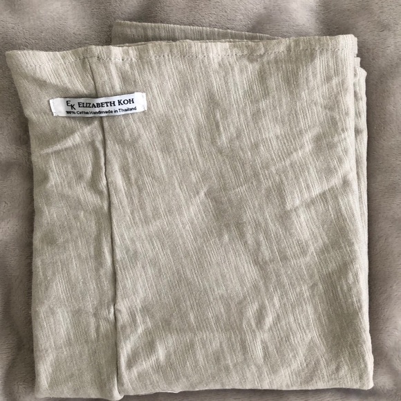 Elizabeth Koh Tan Infinite Scarf Cotton - Picture 9 of 9